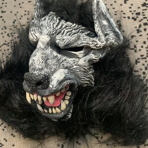 Wolf Halloween Costume Youth Size Large Mask and Shirt‎